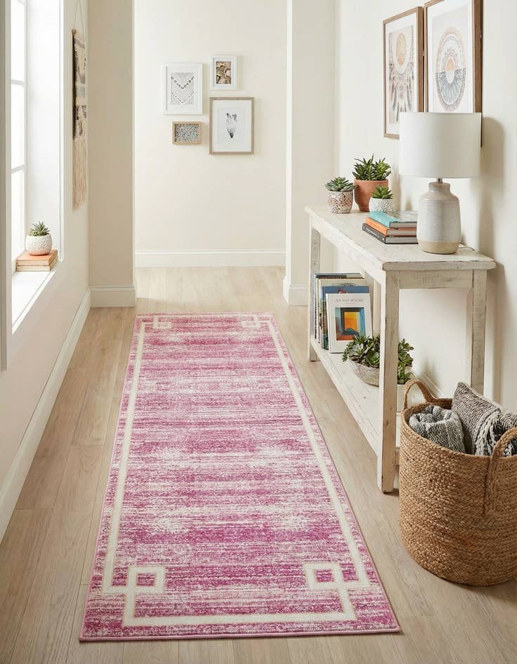 Detail image of Jill Zarin 2' 7 x 8' Uptown Lenox Hill Runner Rug