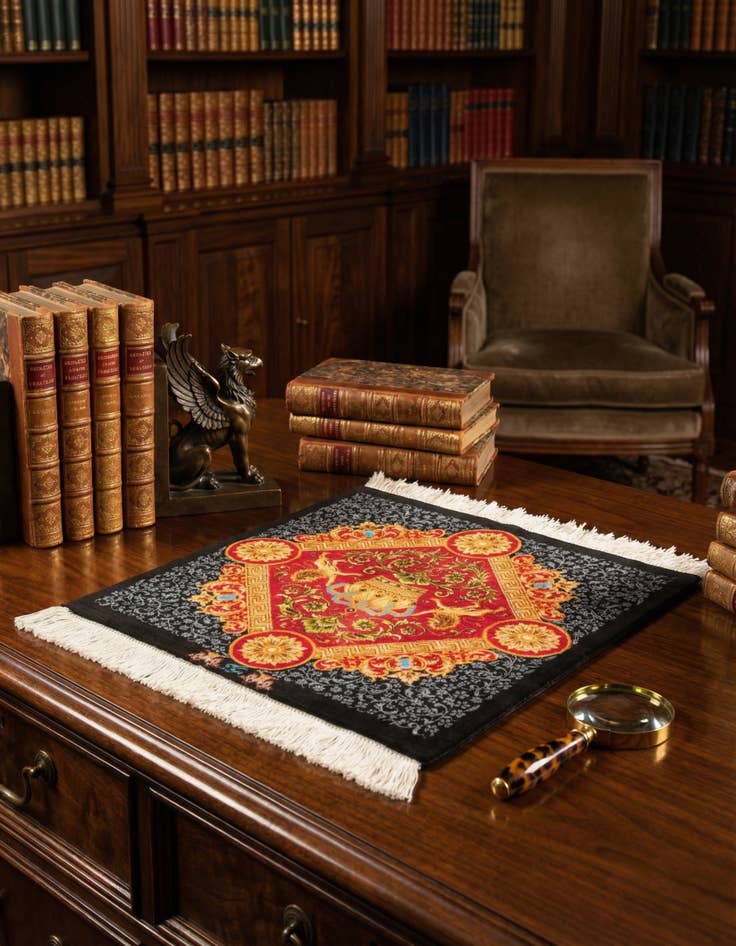 Detail image of 1' 6 x 1' 6 Ghom Silk Square Rug