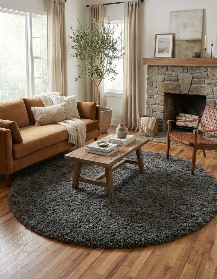 Detail image of 7' 10 x 7' 10 Marilyn Monroe&trade; Shag Round Rug