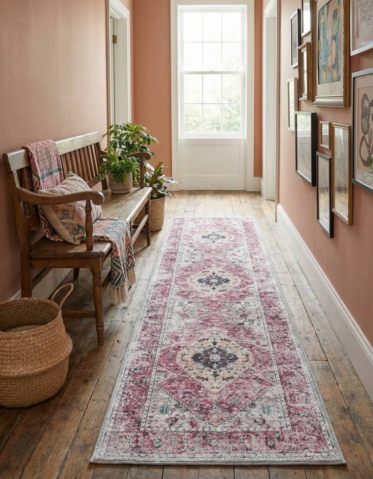 Detail image of 2' x 8'  Washable Yara Runner Rug