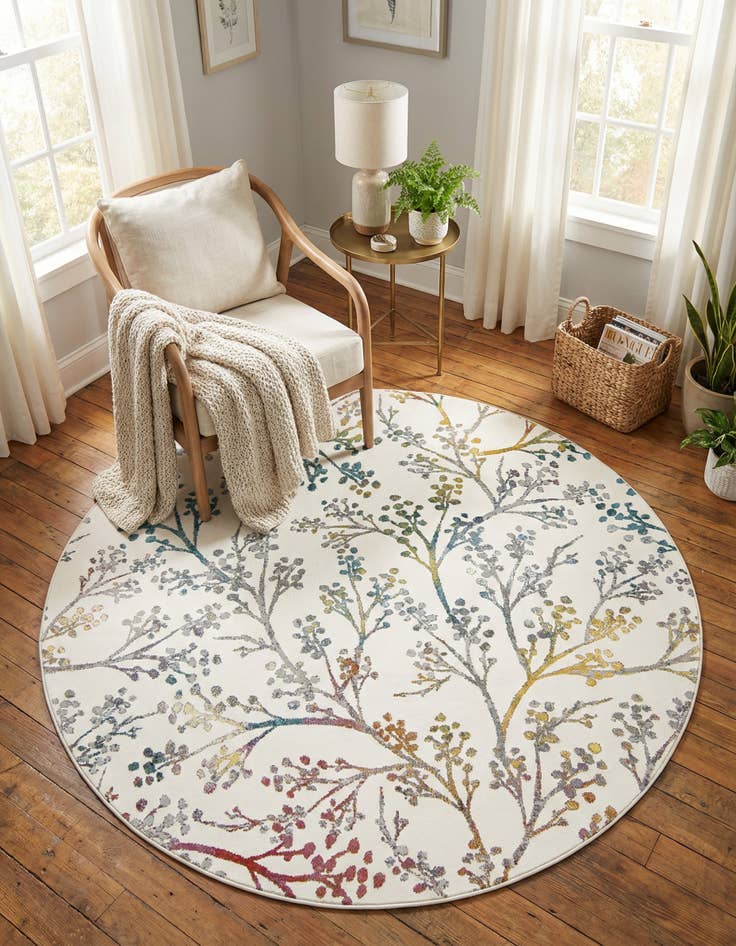 Detail image of 7' 10 x 7' 10 Blossom Round Rug