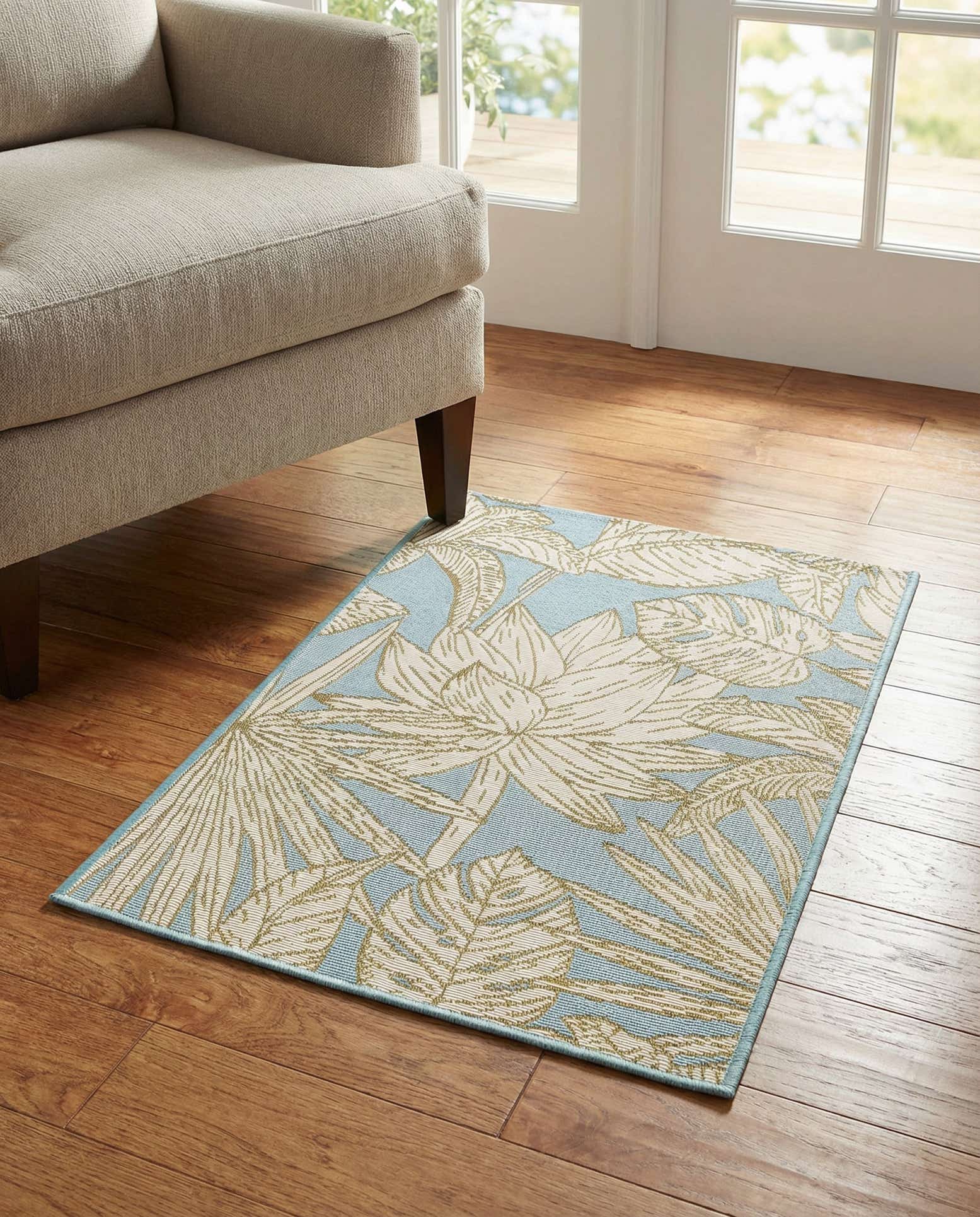 2' x 3' Easy-Clean Botanical Indoor / Outdoor Rug