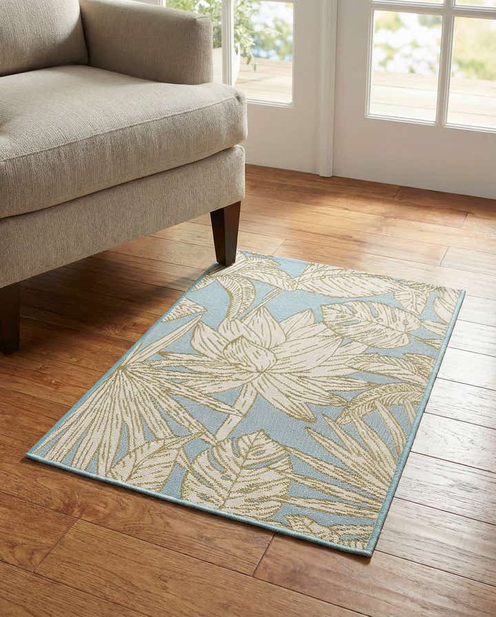 2' x 3' Easy-Clean Botanical Indoor / Outdoor Rug