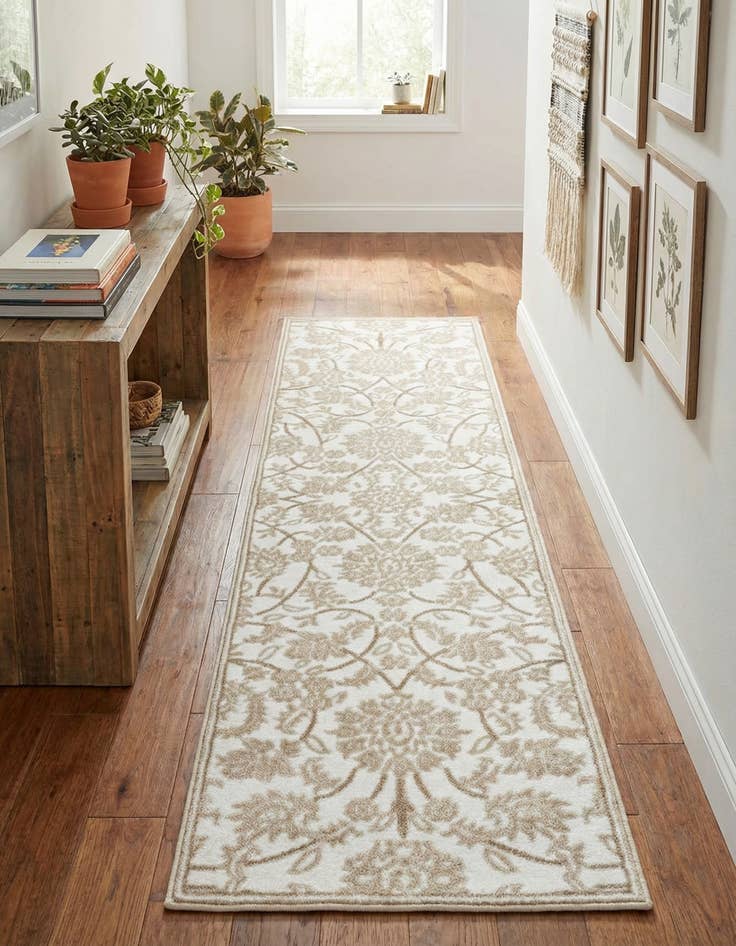 Detail image of 2' x 7' Himalaya Runner Rug