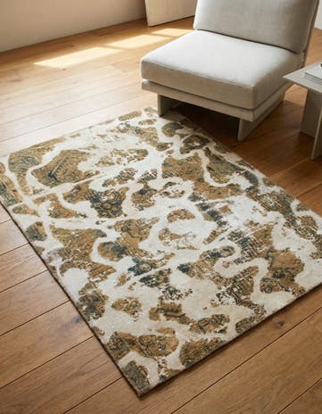 3' 5 x 4' 4 Hand Knotted Ultra Vintage Persian Wool Rug