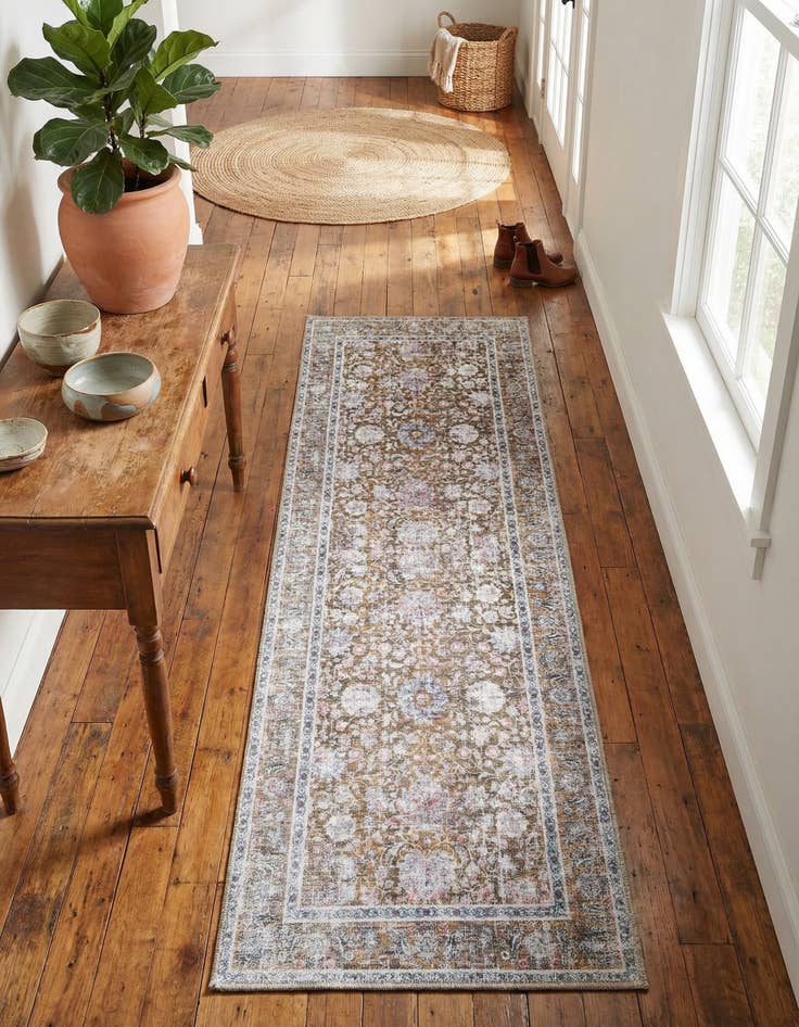 Detail image of 2' x 6' Yara Runner Rug