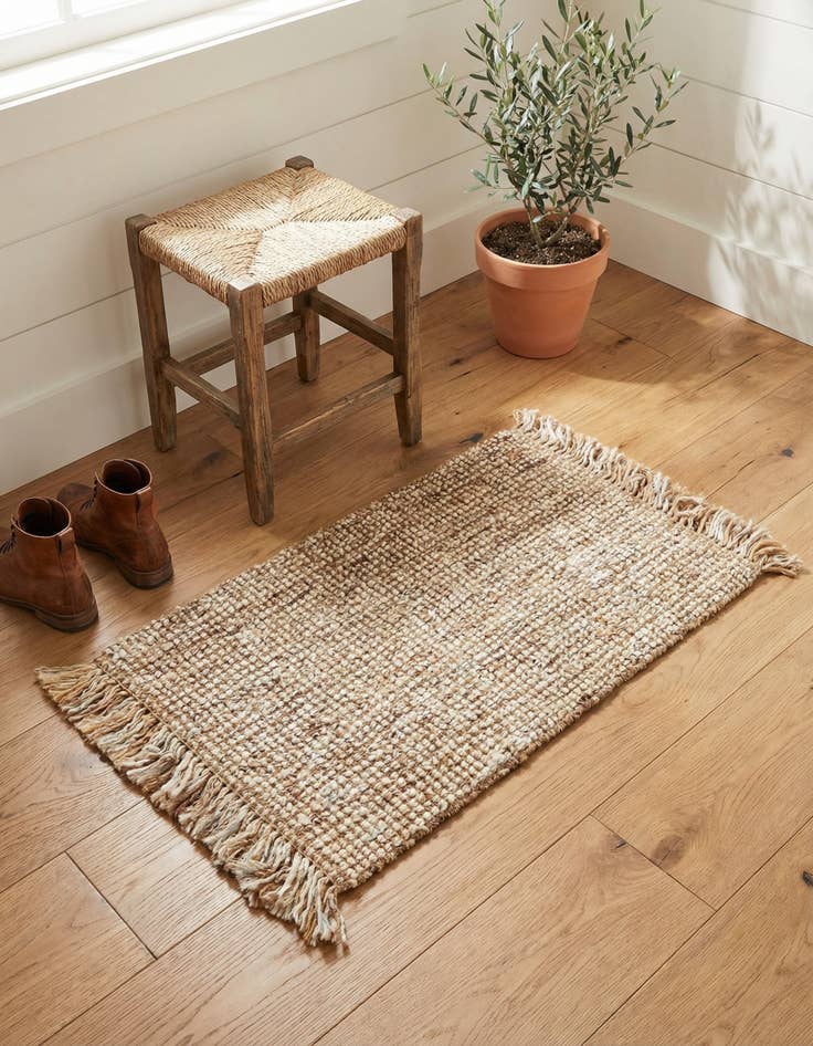 Detail image of 2' x 3' 1 Hand Woven Chunky Jute Rug