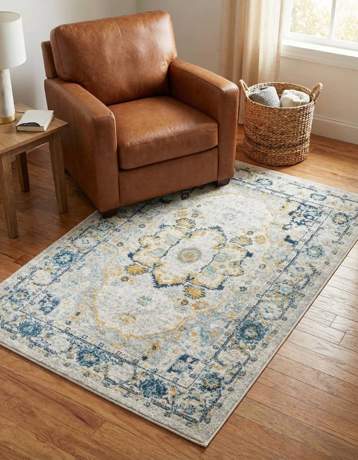 Detail image of 4' x 6' Madeline Vintage Rug