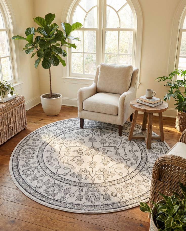 Detail image of 7' x 7' Eco Traditional Round Rug