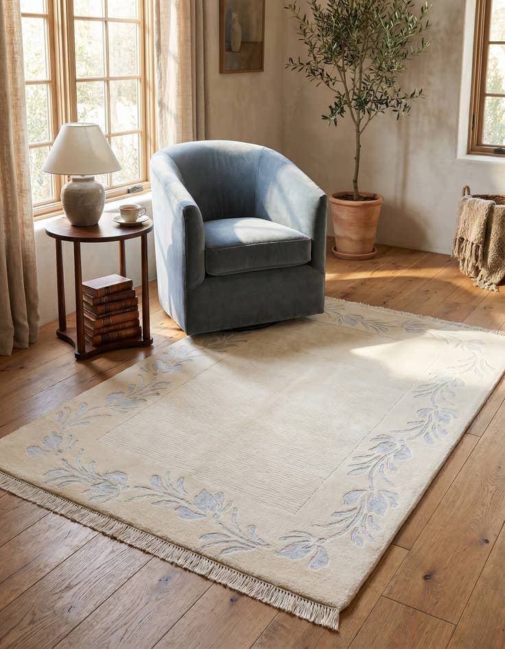 Detail image of 4' 1 x 6' 2 Darya Rug