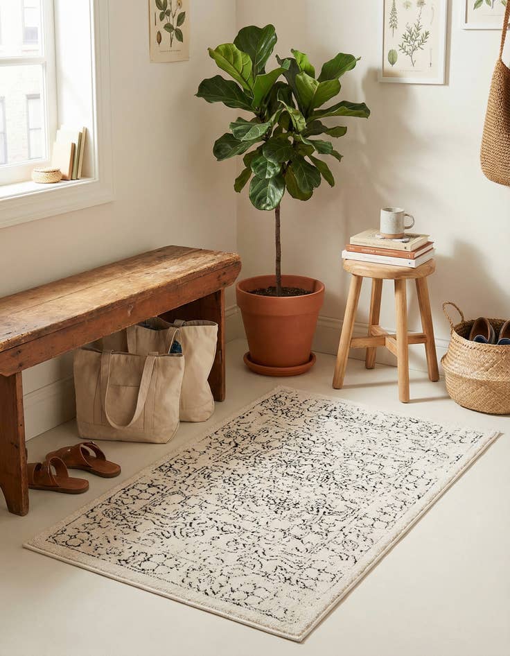 Detail image of 2' x 3' Isabella Rug