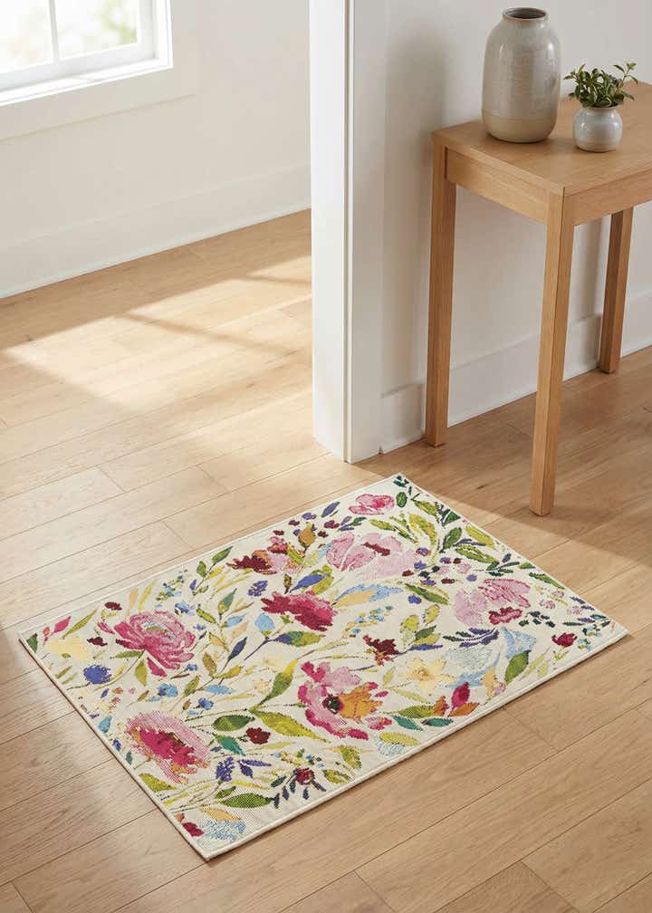 2' x 3' Easy-Clean Botanical Indoor / Outdoor Rug