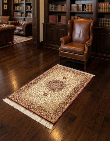 2' 7 x 4' Ghom Silk Rug