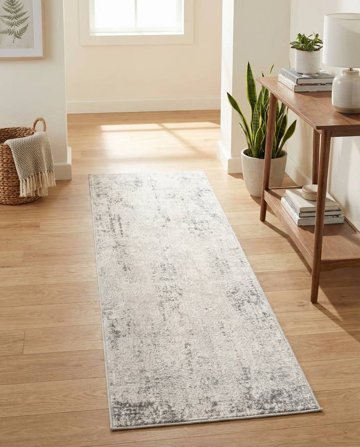 Detail image of 2' 2 x 6' Caspian Runner Rug
