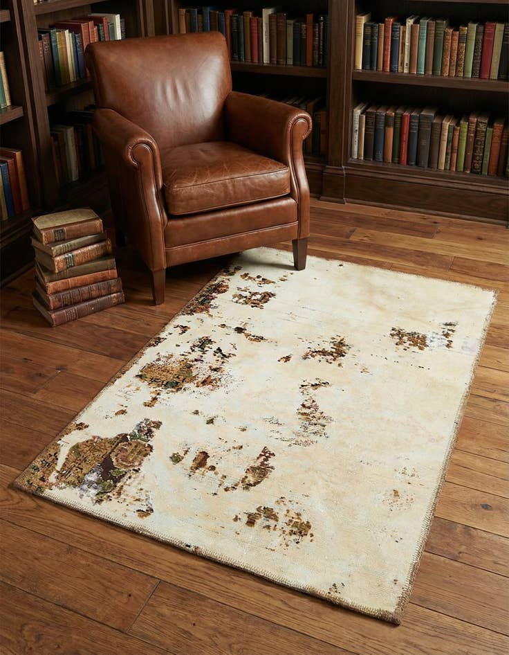 Detail image of 3' x 4' Hand Knotted Ultra Vintage Persian Wool Rug