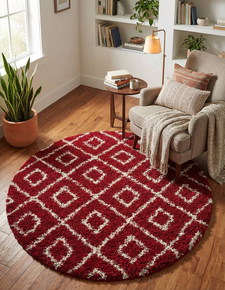 Detail image of 6' x 6' Lattice Shag Round Rug