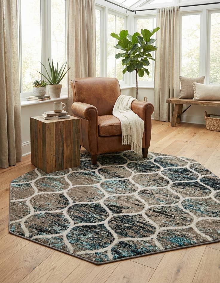 Detail image of 6' x 6' Trellis Frieze Octagon Rug