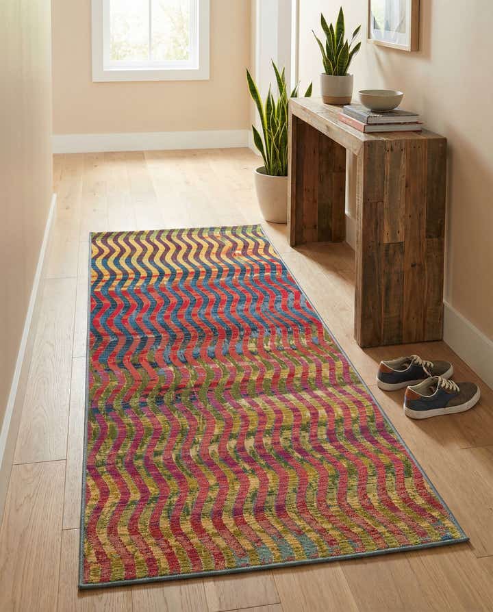 2' 7 x 5' 3 Easy-Clean Modern Indoor / Outdoor Runner Rug