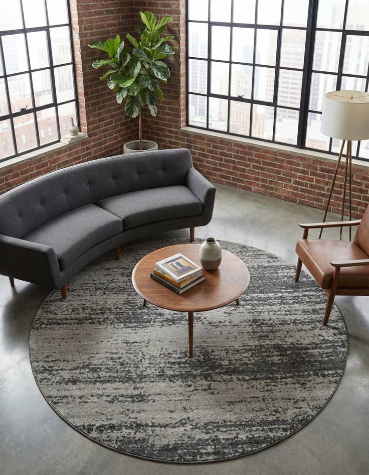 Detail image of 7' 10 x 7' 10 Angelica Round Rug