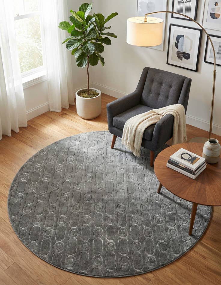 Detail image of 7' 10 x 7' 10 Vogue Geo Round Rug