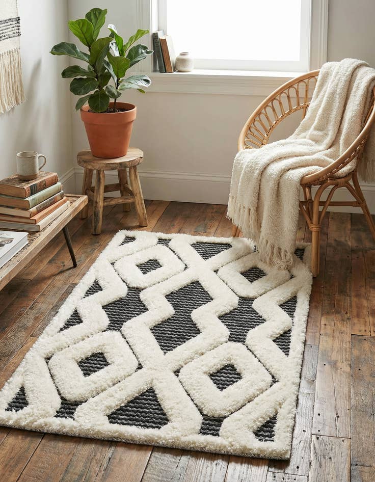 Detail image of 2' x 3' Prismatic Rug