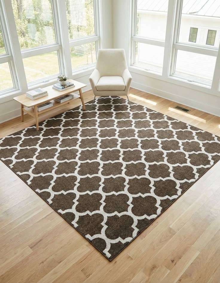 Detail image of 7' 10 x 7' 10 Lattice Square Rug