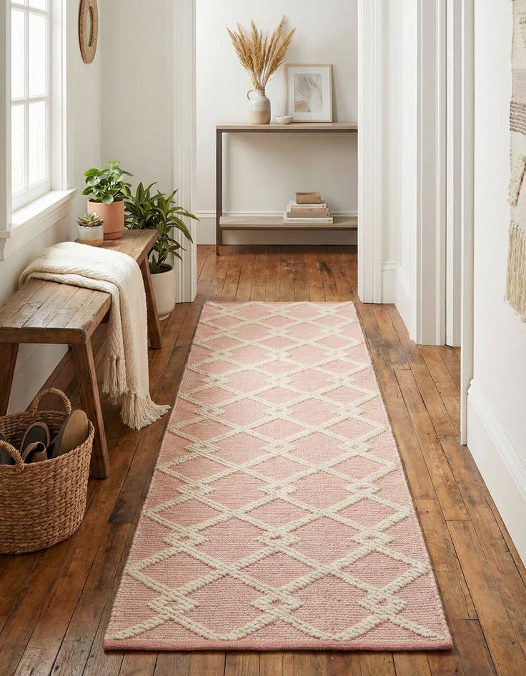 Detail image of 2' x 8'  Hand Knotted Jill Zarin Dorset Runner Rug