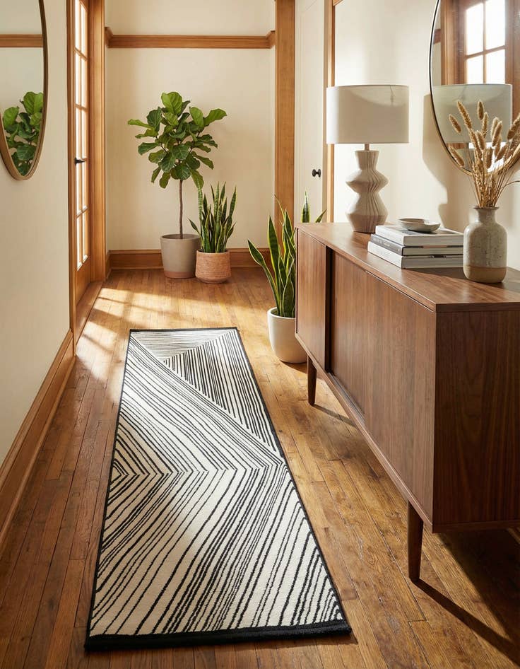 Detail image of 2' x 8' Milano Runner Rug