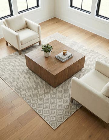 Light Gray Easy-Clean Jill Zarin Costa Rica Indoor / Outdoor Square Rug