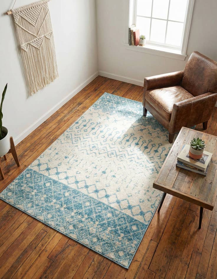 Detail image of 4' x 6' Moroccan Trellis Rug