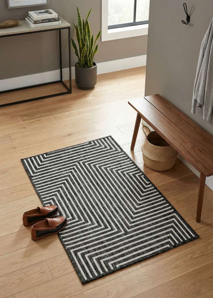2' x 3' Easy-Clean Modern Indoor / Outdoor Rug