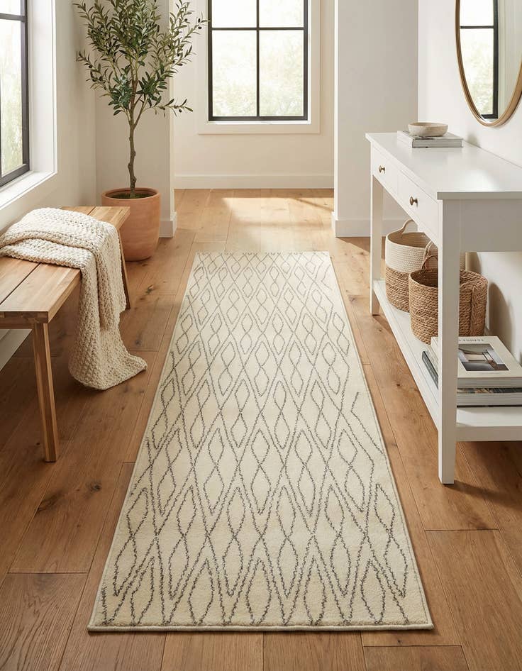 Detail image of 2' x 6' Titania Runner Rug