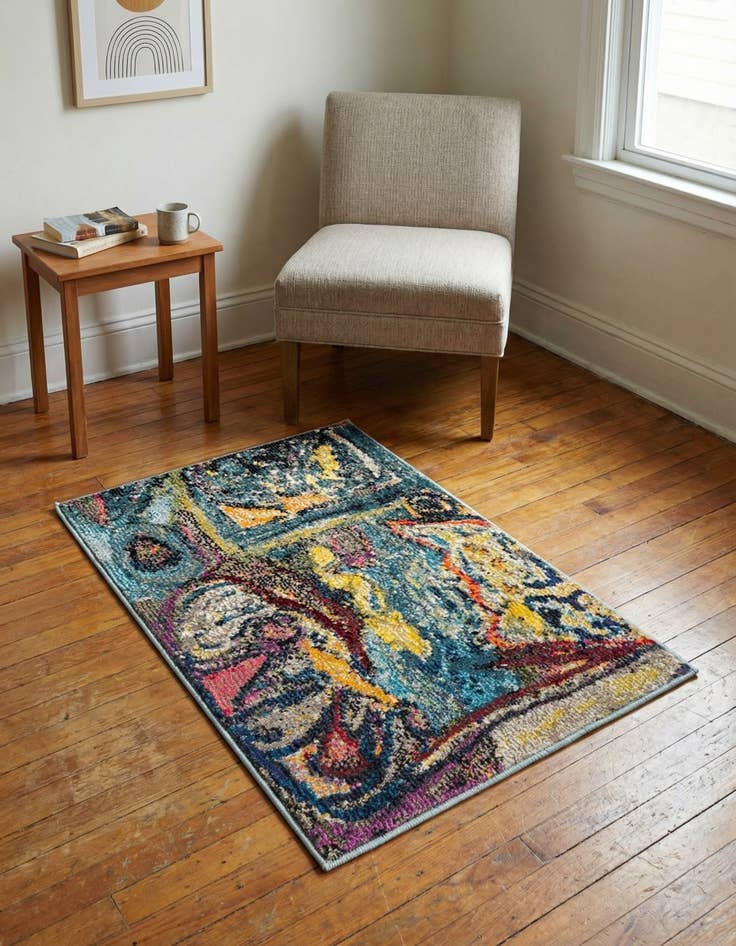 Detail image of 2' x 3'  Washable Haerfest Rug