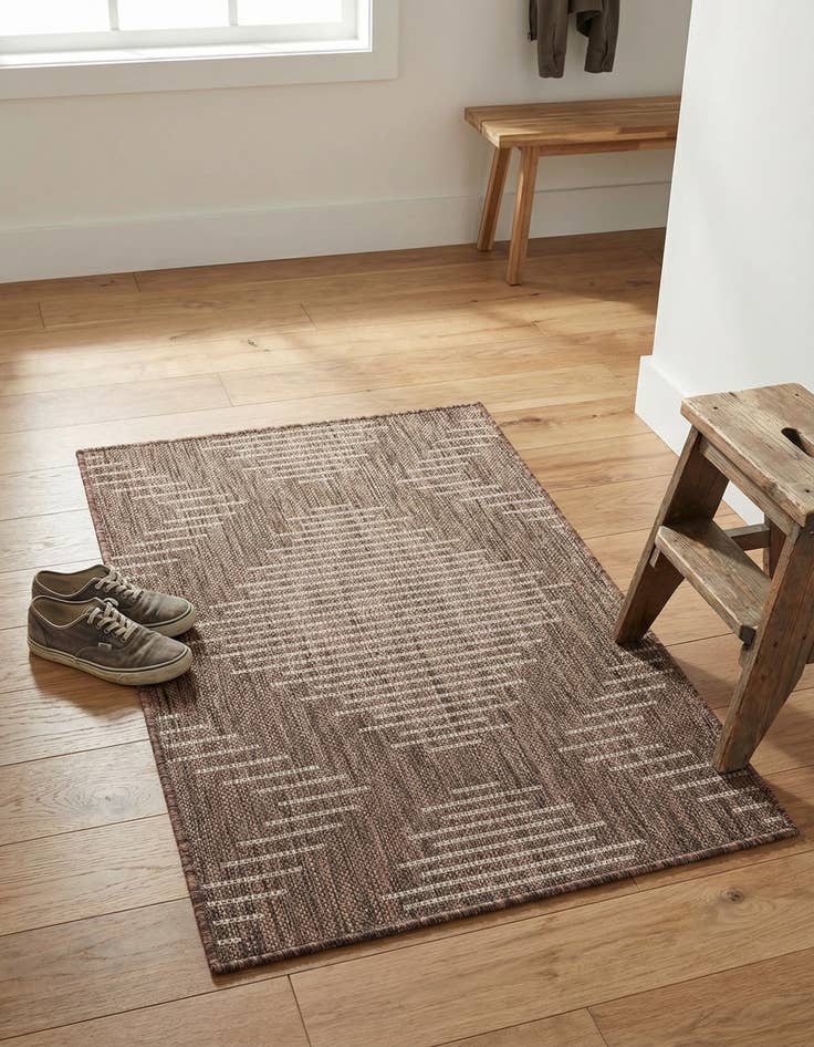 Detail image of 2' x 3' Washable Modern Indoor / Outdoor Rug