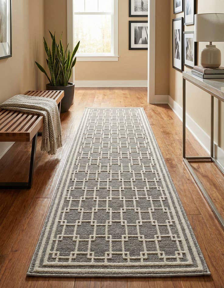 Detail image of Jill Zarin 2' x 6' Metropolitan Uptown Runner Rug