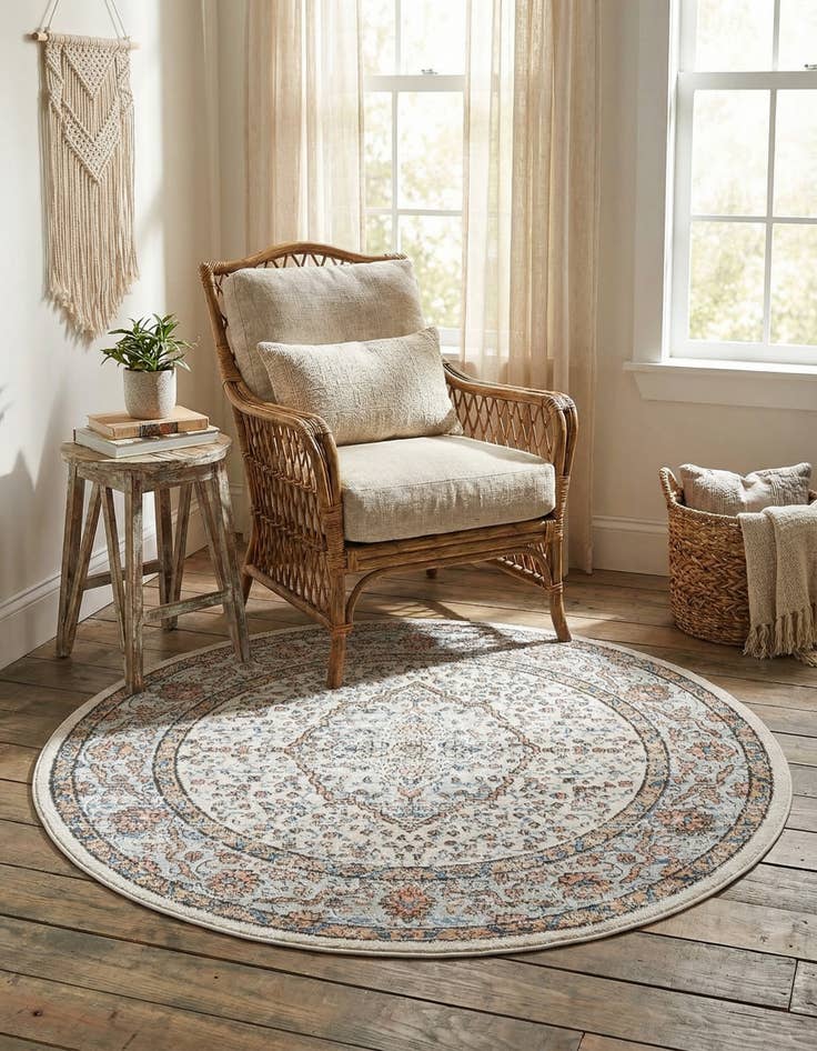Detail image of 5' 3 x 5' 3 Nyla Round Rug