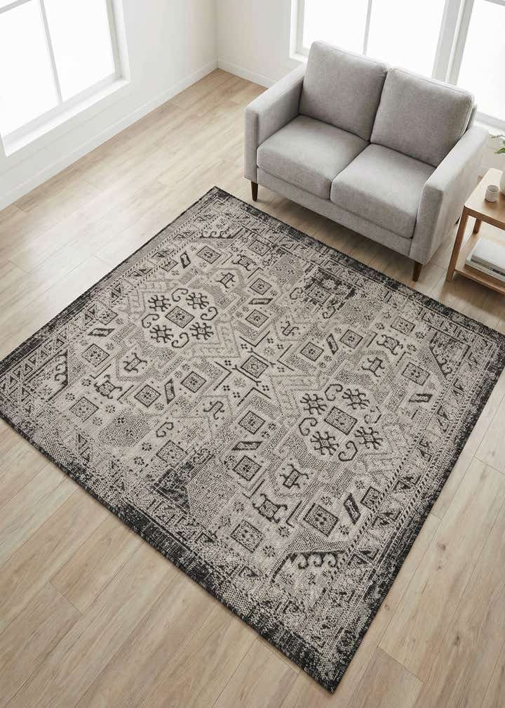 5' 3 x 5' 3 Easy-Clean Aztec Indoor / Outdoor Square Rug