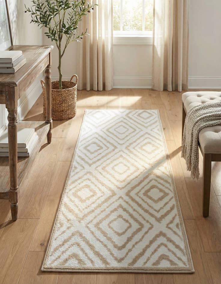 Detail image of  2' x 6' Hermitage Runner Rug