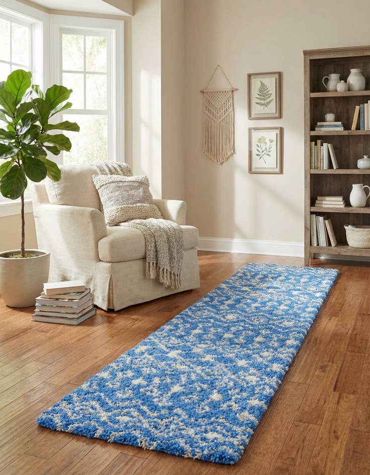 Detail image of  2' 7 x 10' Moroccan Trellis Shag Runner Rug