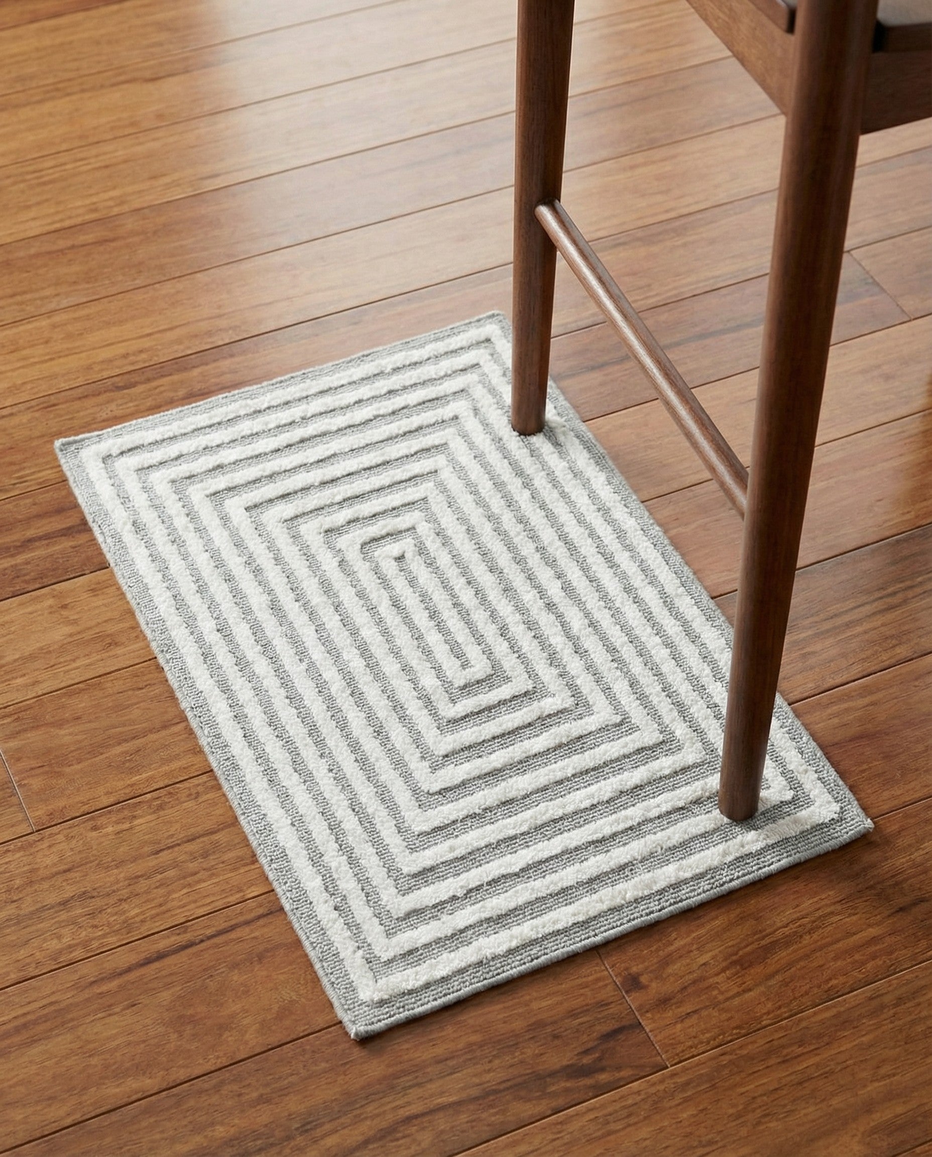 1' 3 x 1' 4 Sabrina Soto Casa Toluca Sample Rug