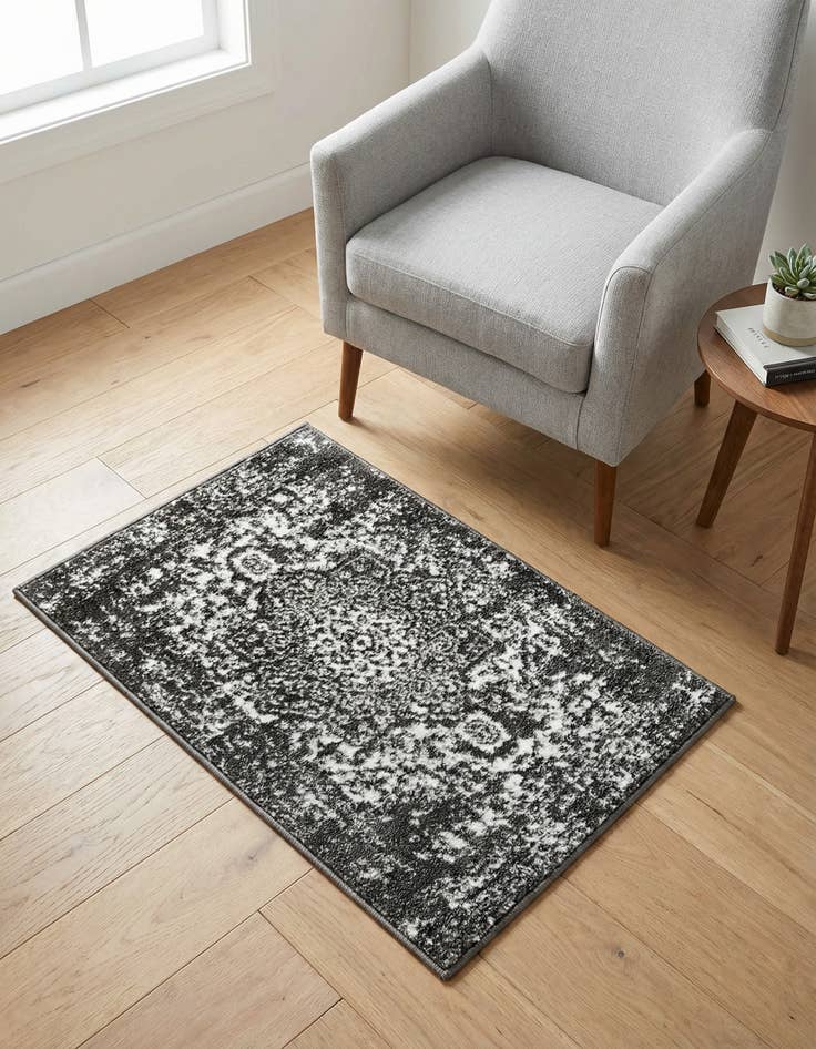 Detail image of 2' x 3' Arlington Rug