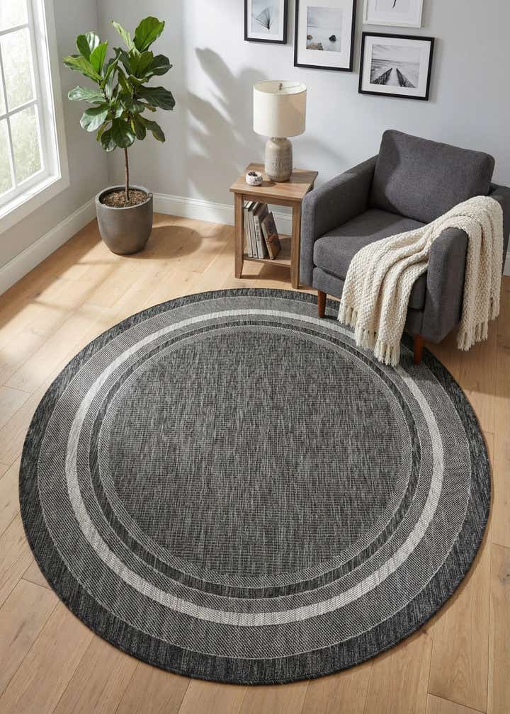 6' x 6' Easy-Clean Border Indoor / Outdoor Round Rug