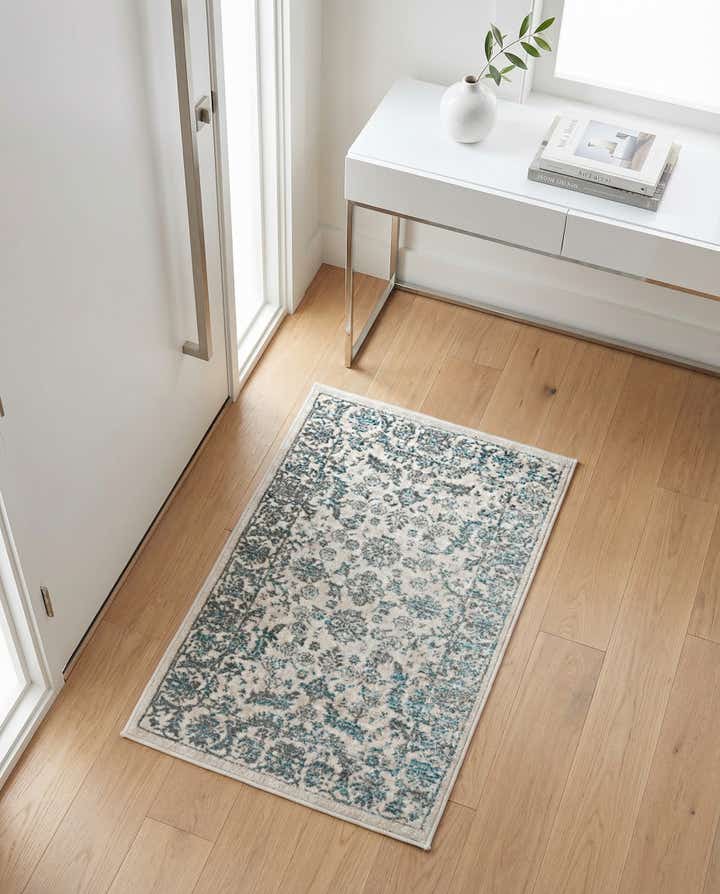 Jill Zarin 2' x 3' Uptown Central Park Rug