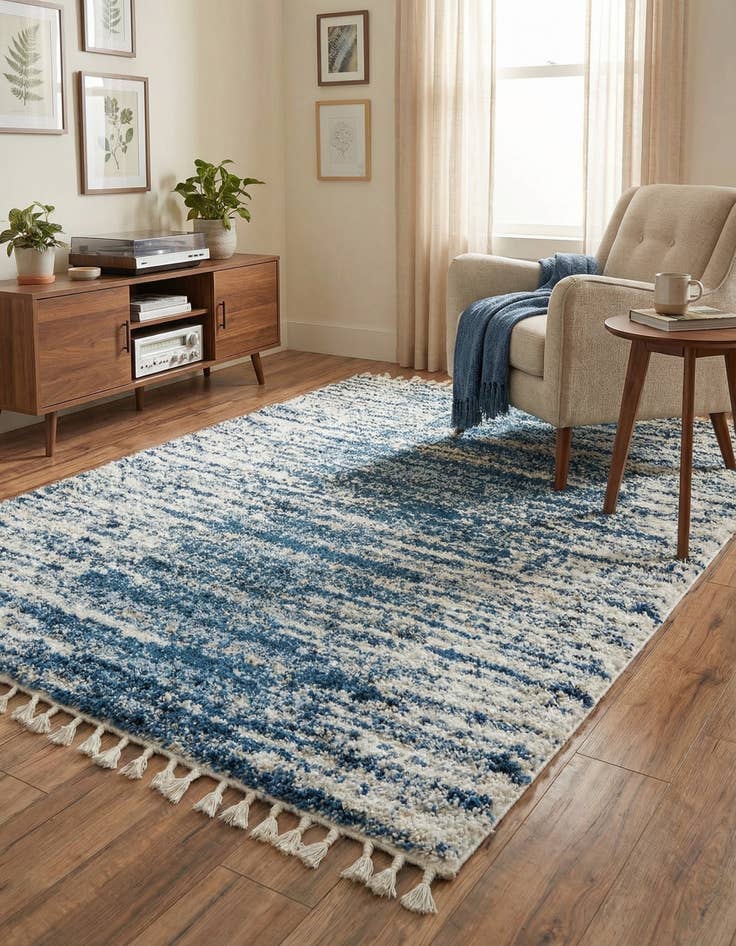 Detail image of 5' 3 x 8' Serenity Shag Rug