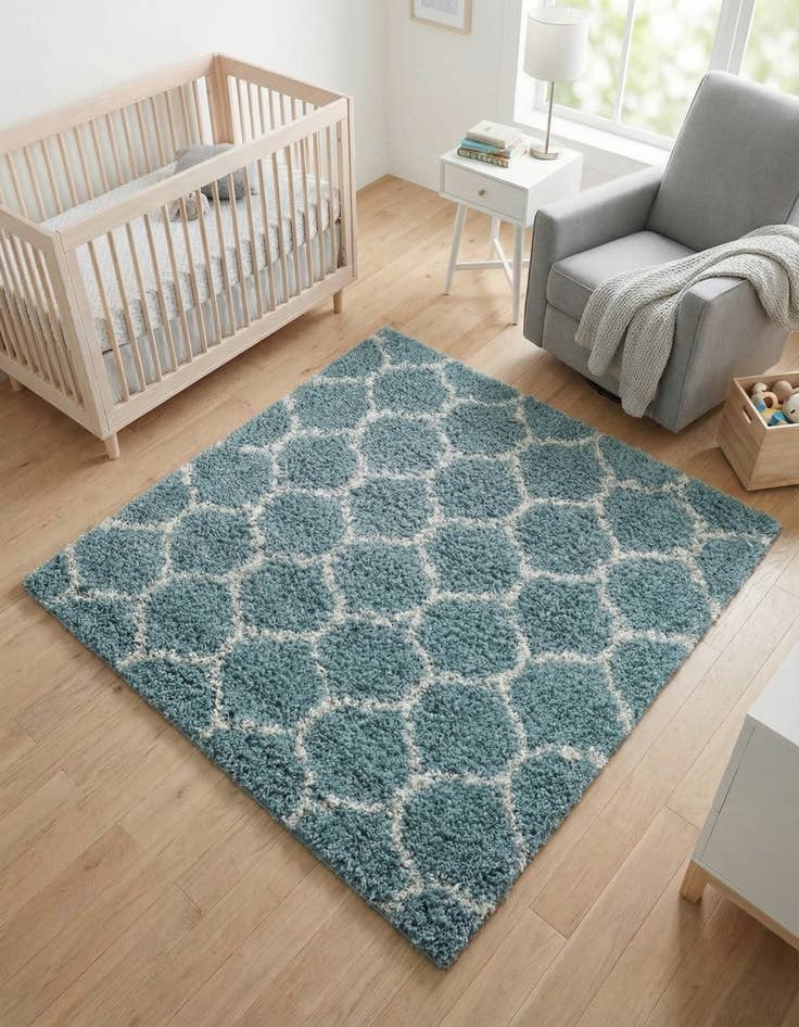 Detail image of 6' x 6' Lattice Shag Square Rug