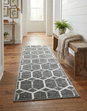 2' x 6' Lattice Trellis Runner Rug