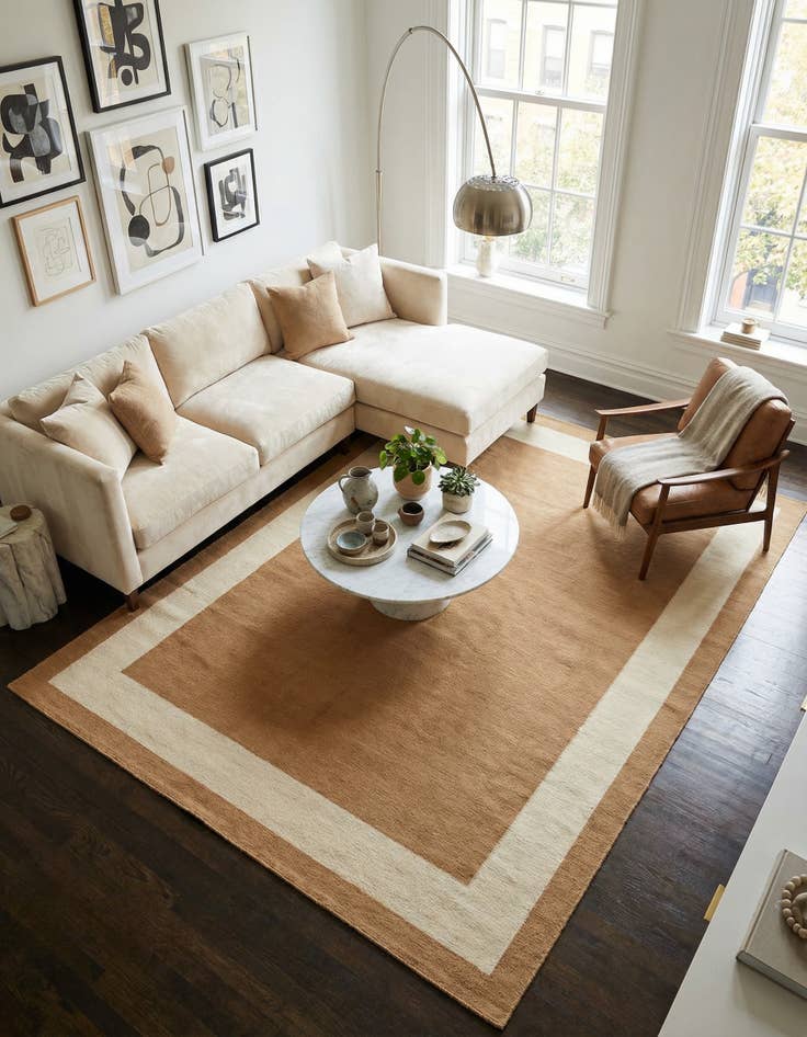 Detail image of 9' x 12' Jill Zarin Border Wool Rug