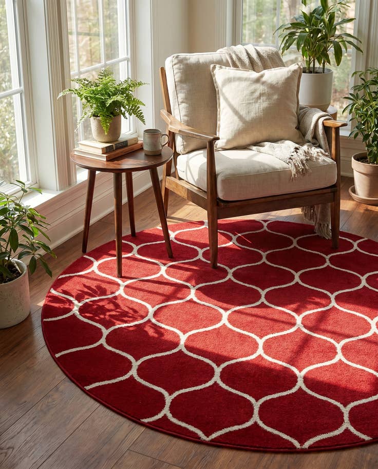 Detail image of 7' 10 x 7' 10 Trellis Frieze Round Rug