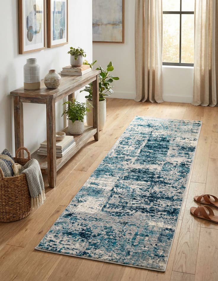 Detail image of 2' x 6' Finsbury Runner Rug