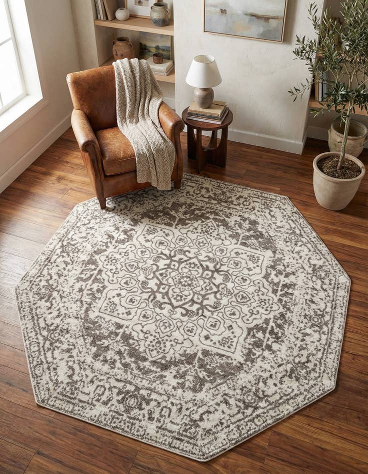 Detail image of 7' 10 x 7' 10 Arlington Octagon Rug